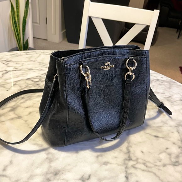 Coach Handbags - Authentic Coach black leather shoulder handbag in great condition!